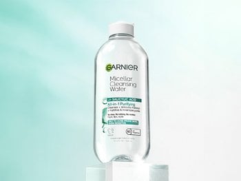 Garnier Micellar Cleansing Water Salicylic Acid.