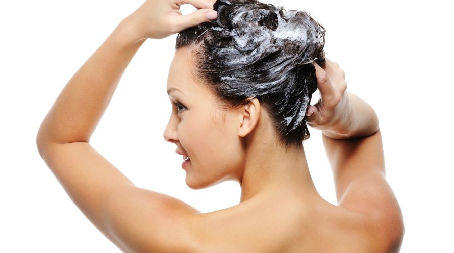 How To Get Rid Of Greasy Hair Tips For Oily Hair Garnier