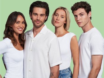 Four people with different hair types (straight, wavy, and curly) are pictured, demonstrating that argan oil benefits various hair textures.