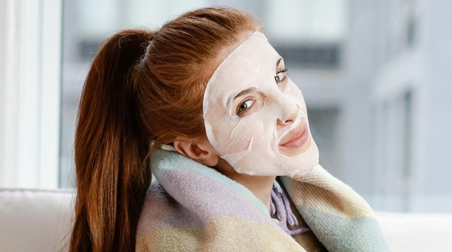 Razones por las que no deberías secarte la cara con una toalla / Genial